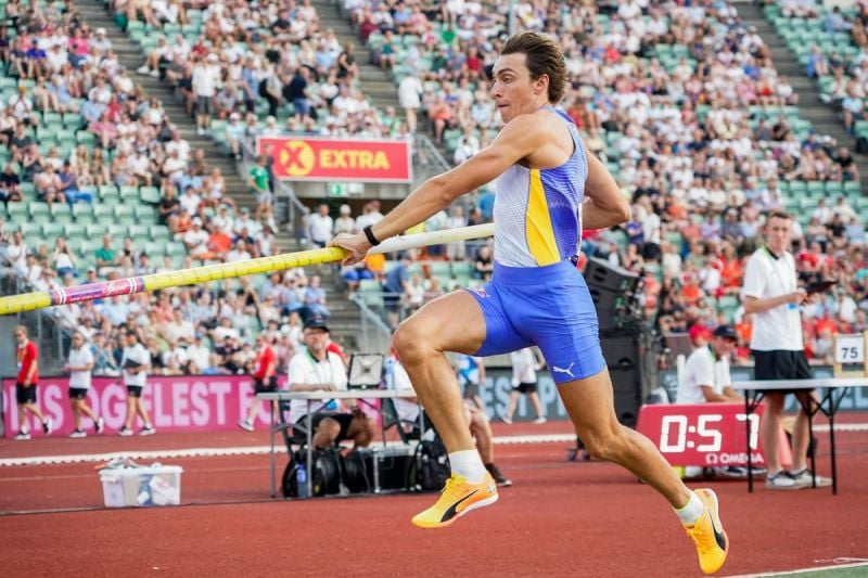 Duplantis vaults World Leading meting record of 6.12m at Ostrava Golden